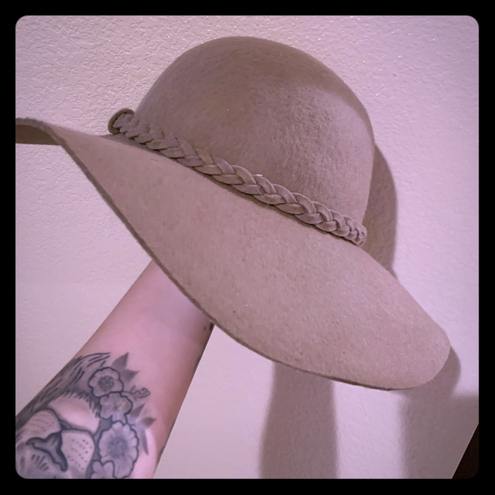 Hat